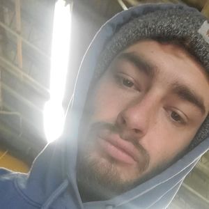 Meet your Posher, Devin